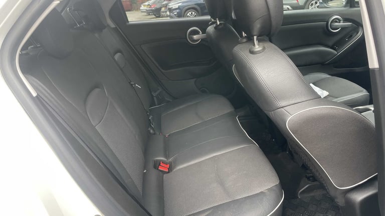 2016 Fiat 500X 2.0 Multijet 4x4 Cross 5dr Auto HATCHBACK DIESEL Automatic