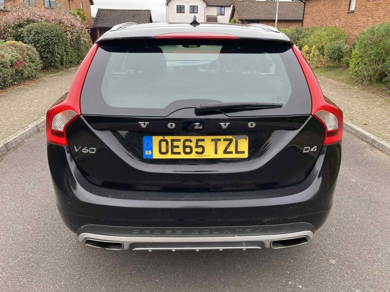 2016 65 Volvo V60 Cross Country 2.0 D4 190 LUX NAV, Manual, 4WD, S/S, Just £35 Tax!