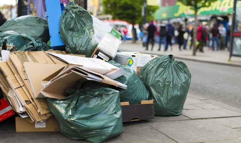 SAMEDAY RUBBISH REMOVAL BUILDER WASTE COLLECTION JUNK DISPOSAL OFFICE HOUSE CLEARANCE