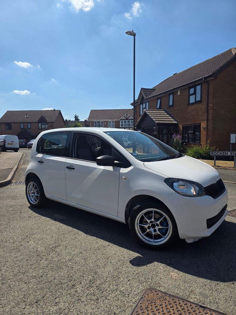 Skoda, CITIGO, Hatchback, 2013, Manual, 999 (cc), 5 doors