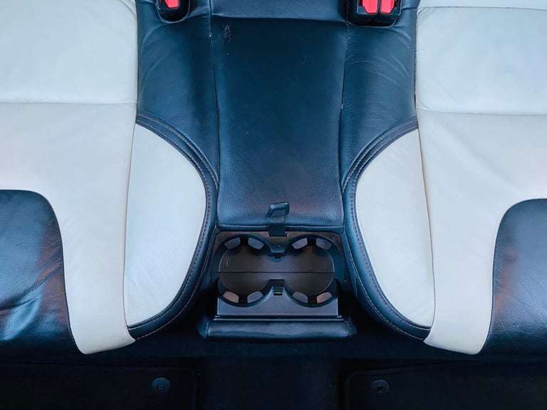 2013 Volvo V40 Cross Country 1.6 D2 Lux Nav Hatchback 5dr Diesel Manual Euro 5