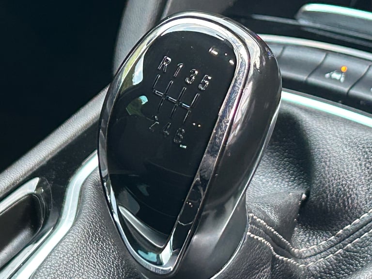 2017 Vauxhall Insignia 2.0 Turbo D SRi Vx-line Nav 5dr ESTATE Diesel Manual