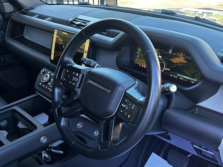 2023 Land Rover Defender 3.0 D250 Hard Top HSE Auto PANEL VAN DIESEL Automatic