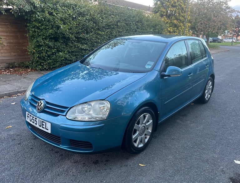 VW Golf 1.6i Sport  67k