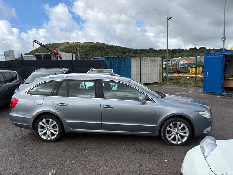 2011 Skoda Superb 2.0 TDI CR 170 SE 5dr ESTATE Diesel Manual