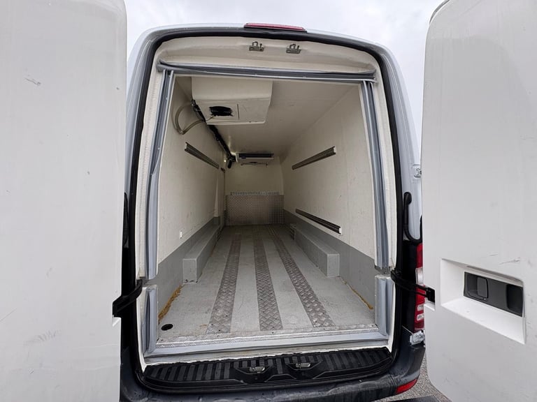 2017 Mercedes Sprinter lwb frige van overnight standby 