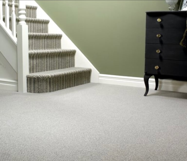 Carpet fitter vinyl flooring laminate tiles 
