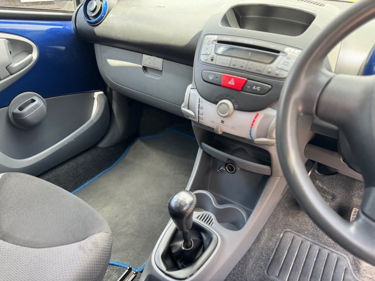 2007 Toyota AYGO 1.0 VVT-i Blue 3dr HATCHBACK Petrol Manual