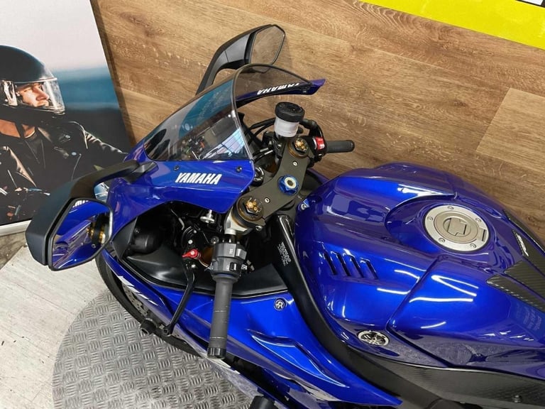 YAMAHA R6 2017