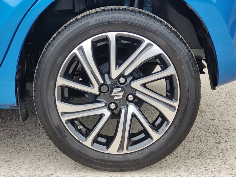 SUZUKI SWIFT; HYBRID; APPLE &amp; ANDROID CAR PLAY; BLUE; ULEZ COMPLIANT;-5 DOOR;