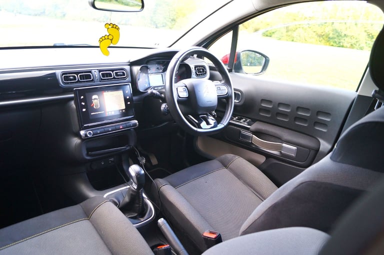 2018 Citroen C3 1.2 Petrol Flair Puretech S/S💥ULEZ FREE! 12-MOT 2-Owner 2-Key CarPlay