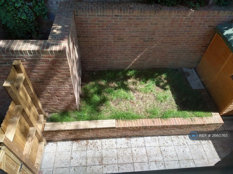 3 bedroom house in Ravensdale Gardens, London, SE19 (3 bed) (#2660765)