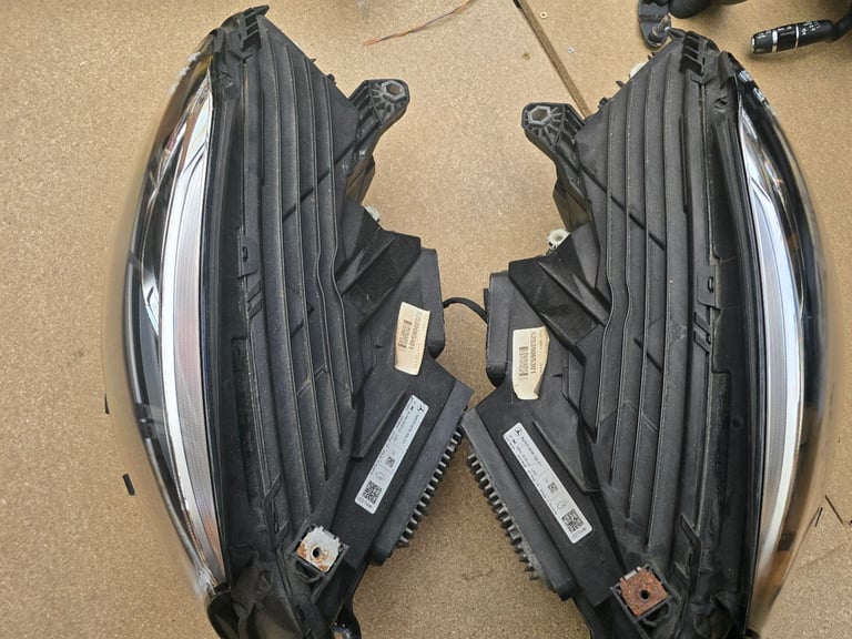 MERCEDES GLC SINGLE HEADLIGHT HEADLAMP XENON LED A2539065401 Breaking Part