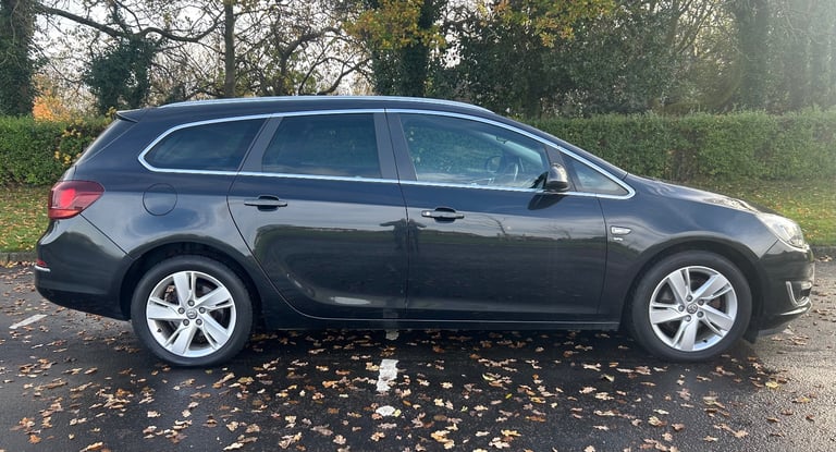 Vauxhall, ASTRA, Hatchback, 2013, Manual, 1956 (cc), 5 doors