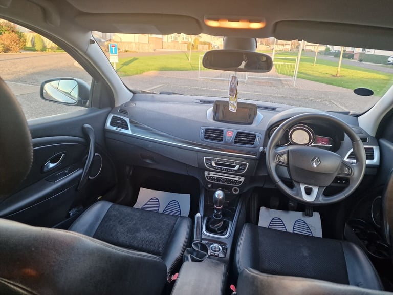 Renault, MEGANE, Estate, 2010, Manual, 1870 (cc), 5 doors