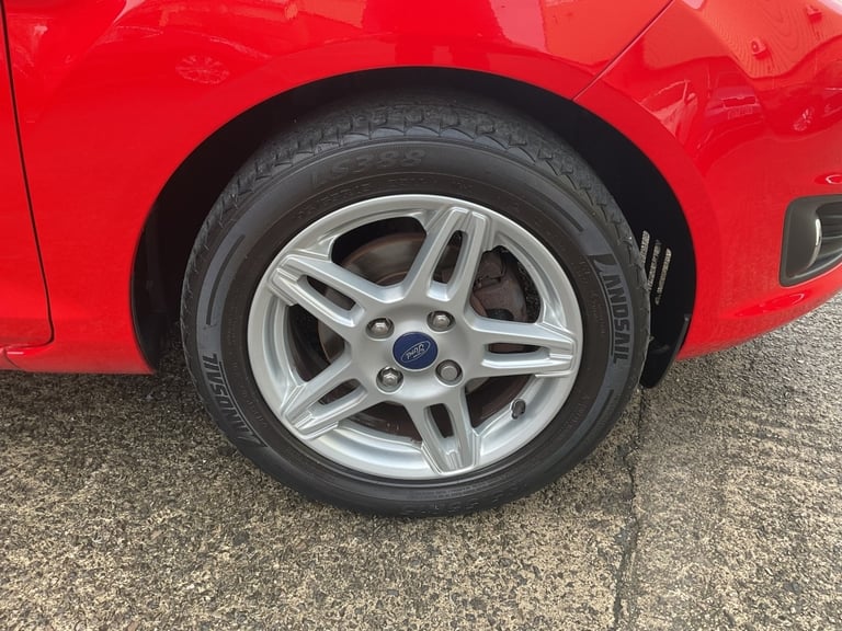 2014 Ford Fiesta 1.2 ZETEC 3DR Manual Hatchback Petrol Manual