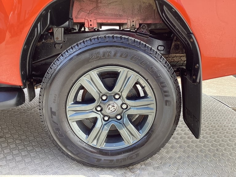 2022 Toyota Hilux D-4D Icon 4X4 D/C A/C Euro 6 Pickup Diesel Manual