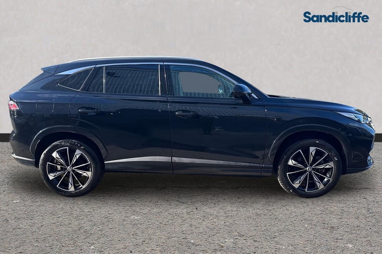 2024 MG MG HS 106288 Hatchback Petrol Automatic