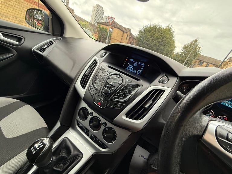 2014 Ford Focus 1.0 EcoBoost Zetec 5dr HATCHBACK Petrol Manual