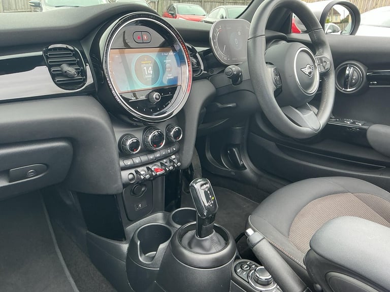 2023 MINI Convertible 1.5 Cooper Classic Convertible 2dr Petrol Steptronic Euro 6 (s/s) (136 ps) ...