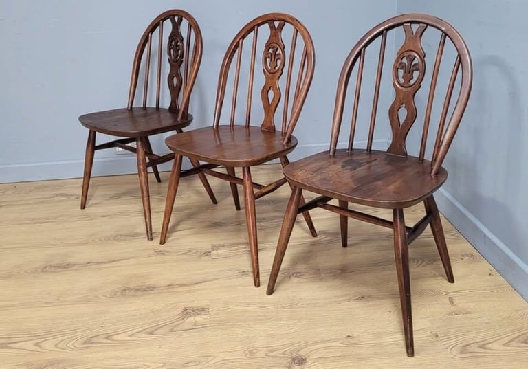 Farmhouse dining Chairs (3) 1960 - Ercol Windsor