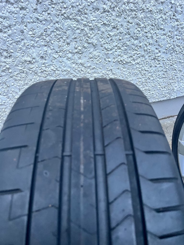 19” Audi a6 alloys (Pirelli tyres)