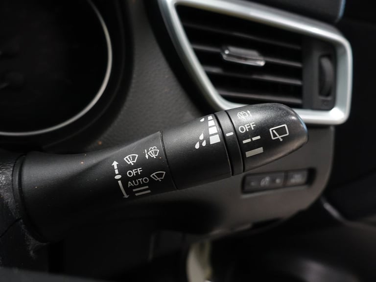 2019 Nissan Qashqai 1.3 DIG-T N-Motion SUV 5dr Petrol Manual Euro 6 (s/s) (140 ps) HATCHBACK Petr...
