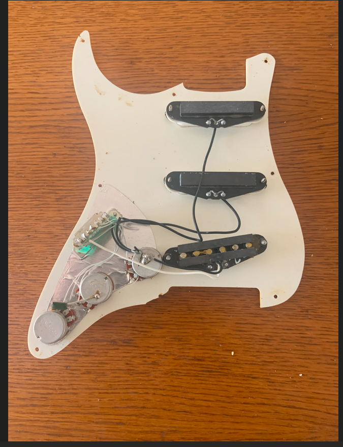 Fender/Squire Stratocaster Guitar. Plus extra’s please read.