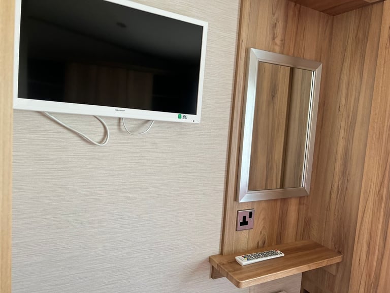 Marton Mere Blackpool 20th mon -Fri £225