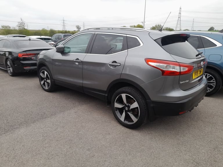 image for 2016 Nissan Qashqai 1.6 dCi N-Connecta SUV 5dr Diesel Manual 2WD Euro 6 (s/s) (130 ps) HATCHBACK ...