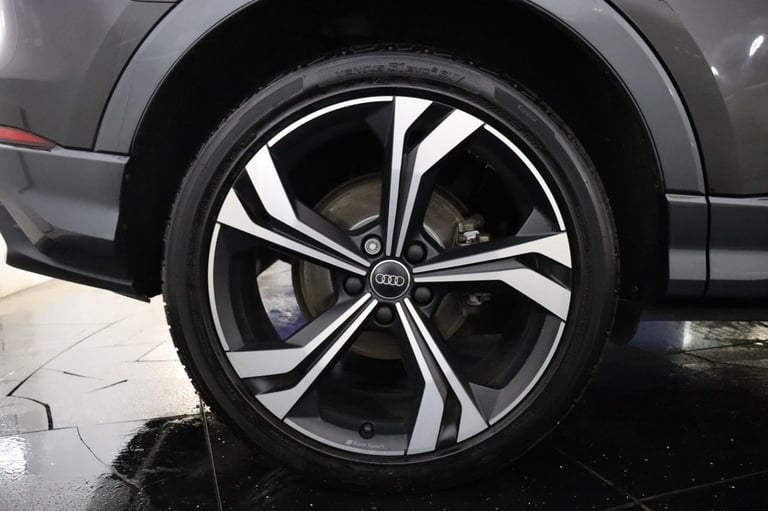 2020 Audi Q3 1.5 TFSI CoD 35 Edition 1 5dr (APPLE CAR PLAY) Petrol Manual