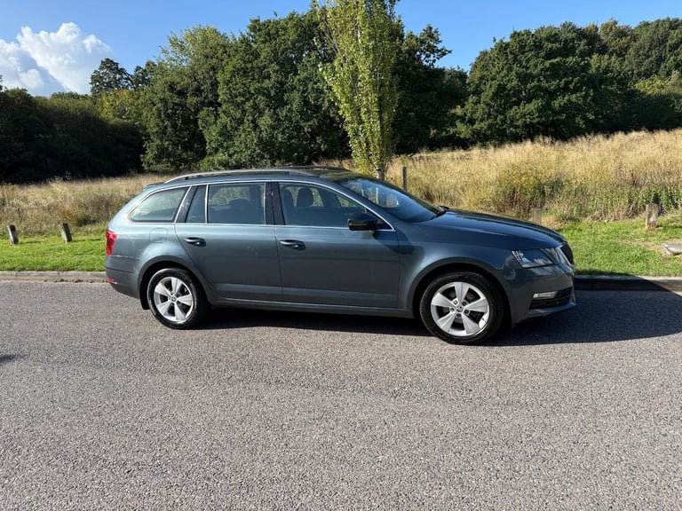 Skoda Octavia 1.6 TDI SE TECHNOLOGY 5-Door DIESEL MANUAL 2018/68