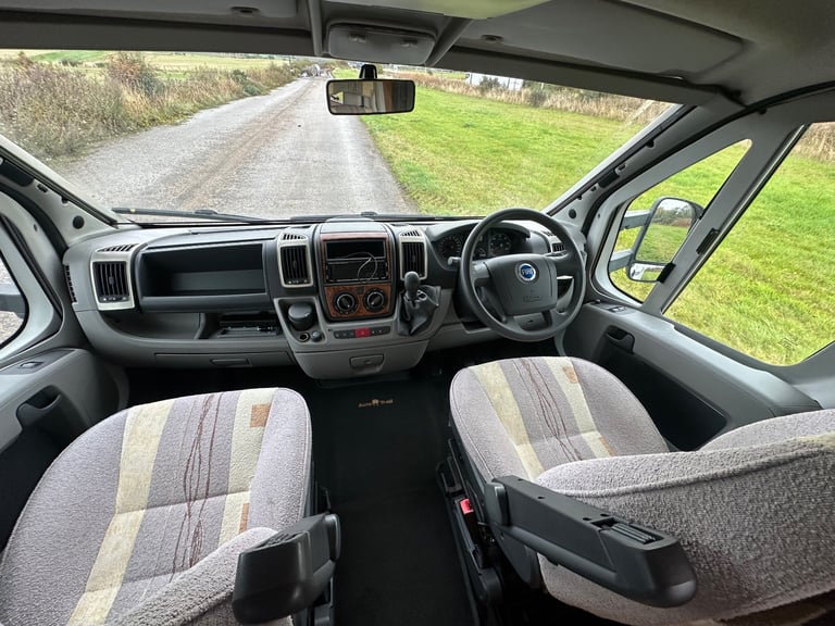 Motorhome autotrail scout se 6 berth u shape lounge 