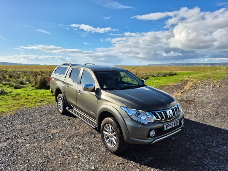 Mitsubishi, L200, Pick Up, 2016, Manual, 2442 (cc)