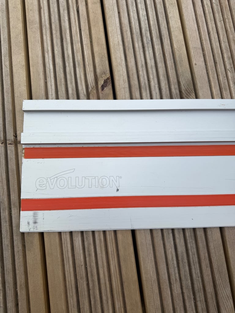 Makita plunge saw and rail