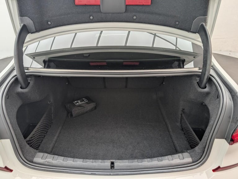 2021 BMW 3 Series 2.0 330i M Sport Saloon 4dr Petrol Auto Euro 6 (s/s) (258 ps) - ALLOY, PRIV SAL...