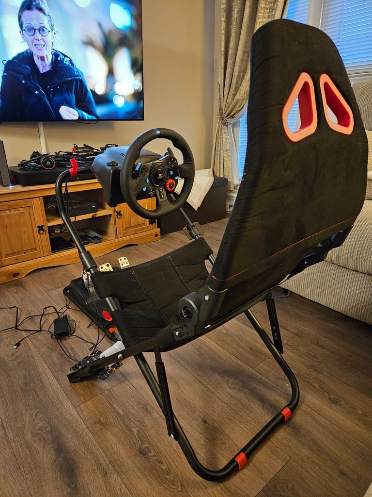 image for Logitech G29 steering wheel and seat ps4/5