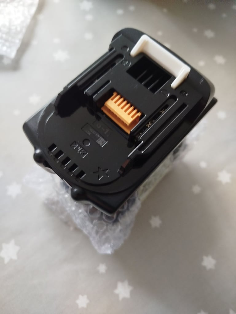  Makita battery 18v 6Ah