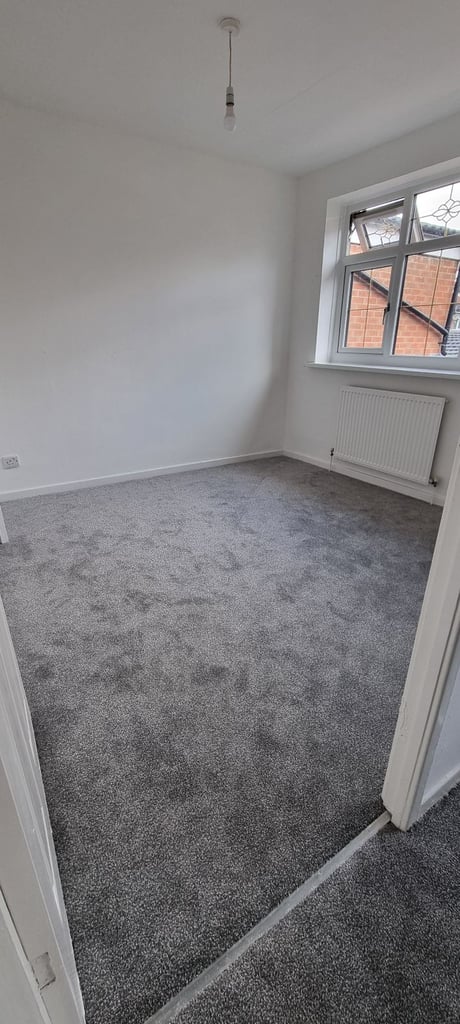 Fully Renovated 3-Bedroom Semi in Chadderton – Available Immediately