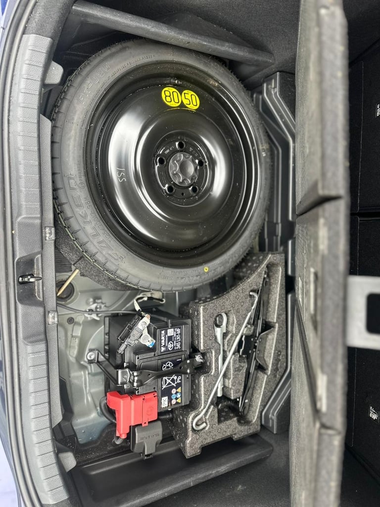 2022 Toyota Corolla 2.0 VVT-i Hybrid GR Sport 5dr CVT HATCHBACK Petrol/Electric Hybrid Automatic