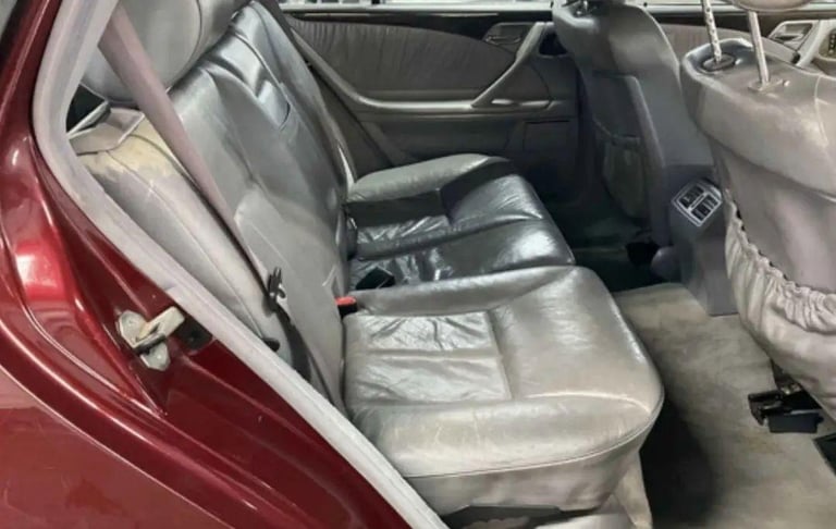 2001 Mercedes-Benz E-Class 2.8 E280 Avantgarde 5dr ESTATE Petrol Automatic - Image 11