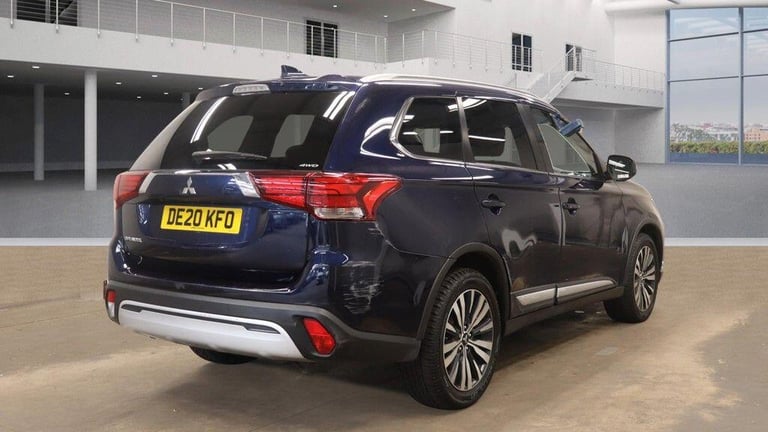 2020 Mitsubishi Outlander 2.0 MIVEC Exceed SUV 5dr Petrol CVT 4WD Euro 6 (s/s) (150 ps) ESTATE Pe...