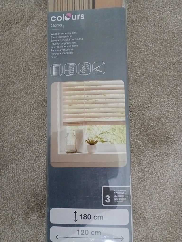 NEW Boxed - Set of beautiful Oak Natural Light wooden Venetian Blinds 120x 160 drop