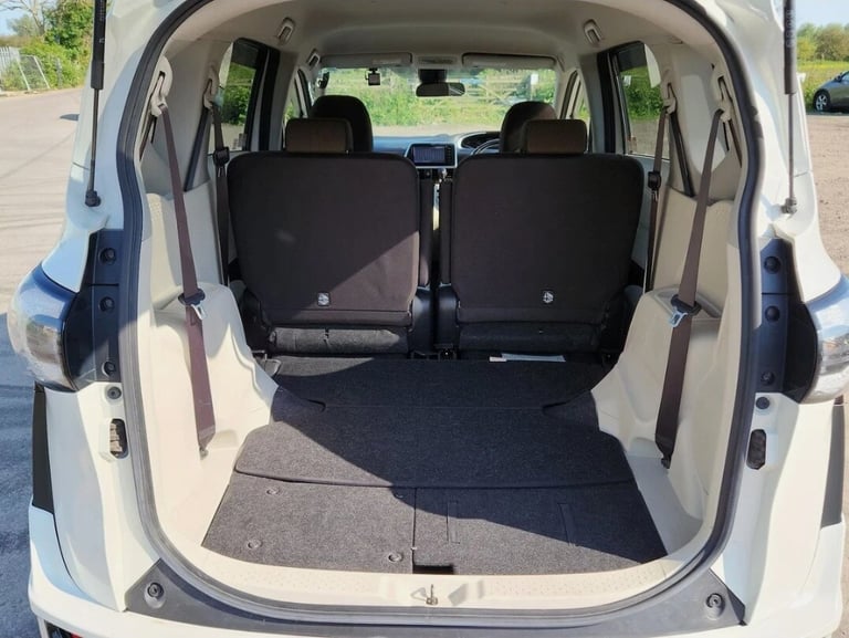  Toyota Corolla Sienta Hybrid 1.5 Auto 7 Seater ULEZ Compliant MPV Hybrid Electric Automatic