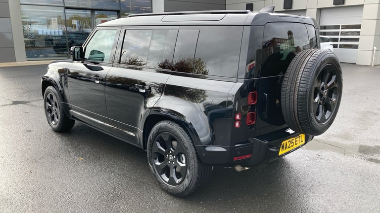 2025 Land Rover Defender 3.0 D250 X-Dynamic HSE 110 5dr Auto Diesel Estate Estate Diesel Automatic