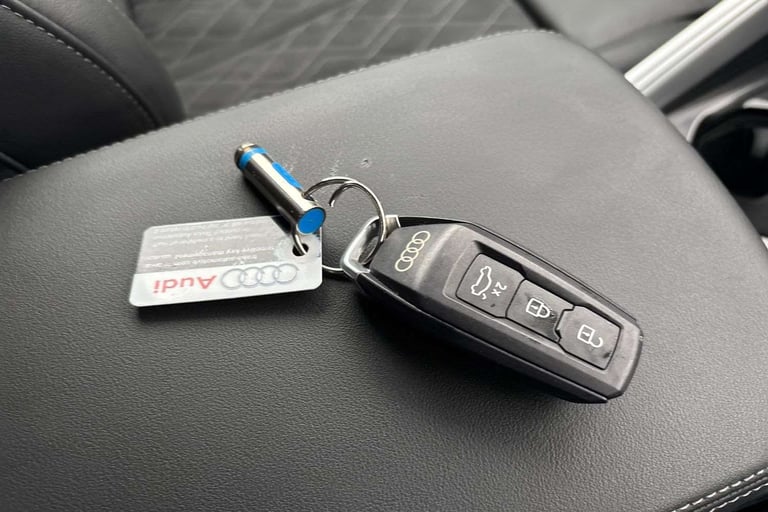  Audi Q5 2.0 TDI Quattro Edition 1 5dr S Tronic SUV Diesel Automatic