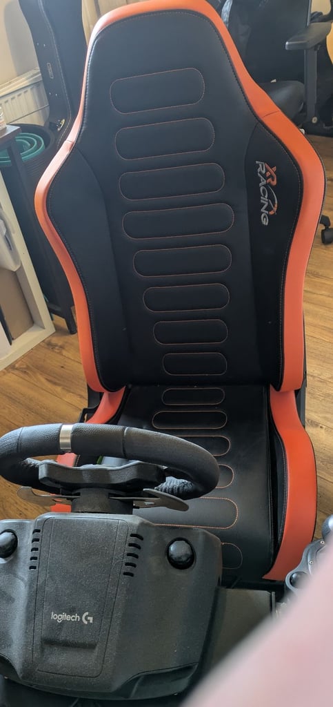Xrocker racing seat and Logitech G920
