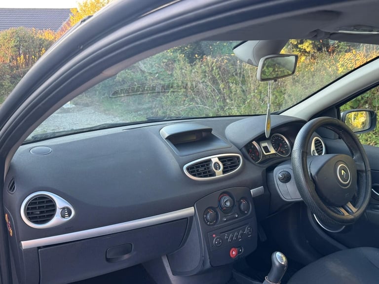 2009 Renault Clio 1.2 TCe 16v Dynamique 3dr HATCHBACK Petrol Manual