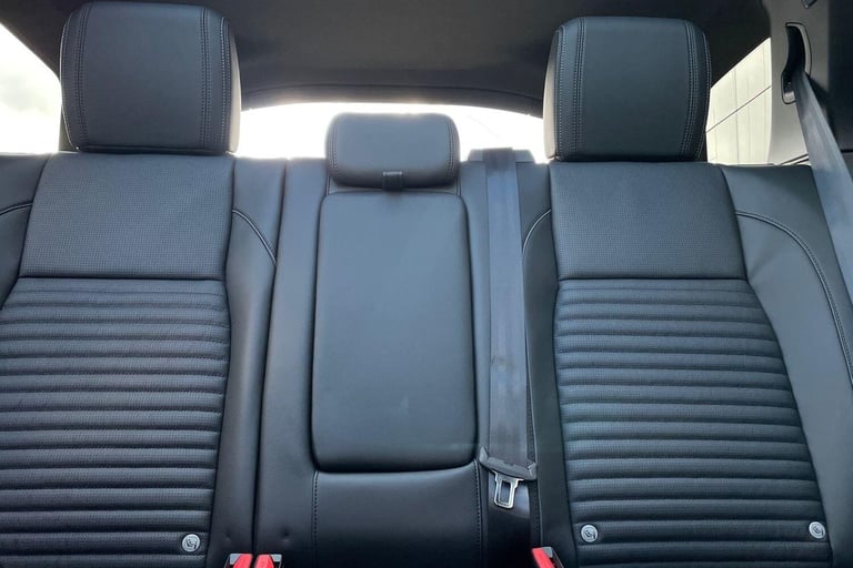 2025 Land Rover Discovery Sport 1.5 P270e 12.17kWh Dynamic SE SUV 5dr Petrol Plug-in Hybrid Auto ...