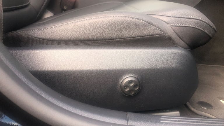 2025 Mercedes-Benz C Class C 200 AMG LINE MHEV AUTO Saloon Petrol Automatic